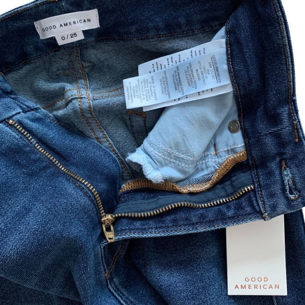 GOOD AMERICAN Good Waist Skinny Crop Jeans! - Picture 4 of 8